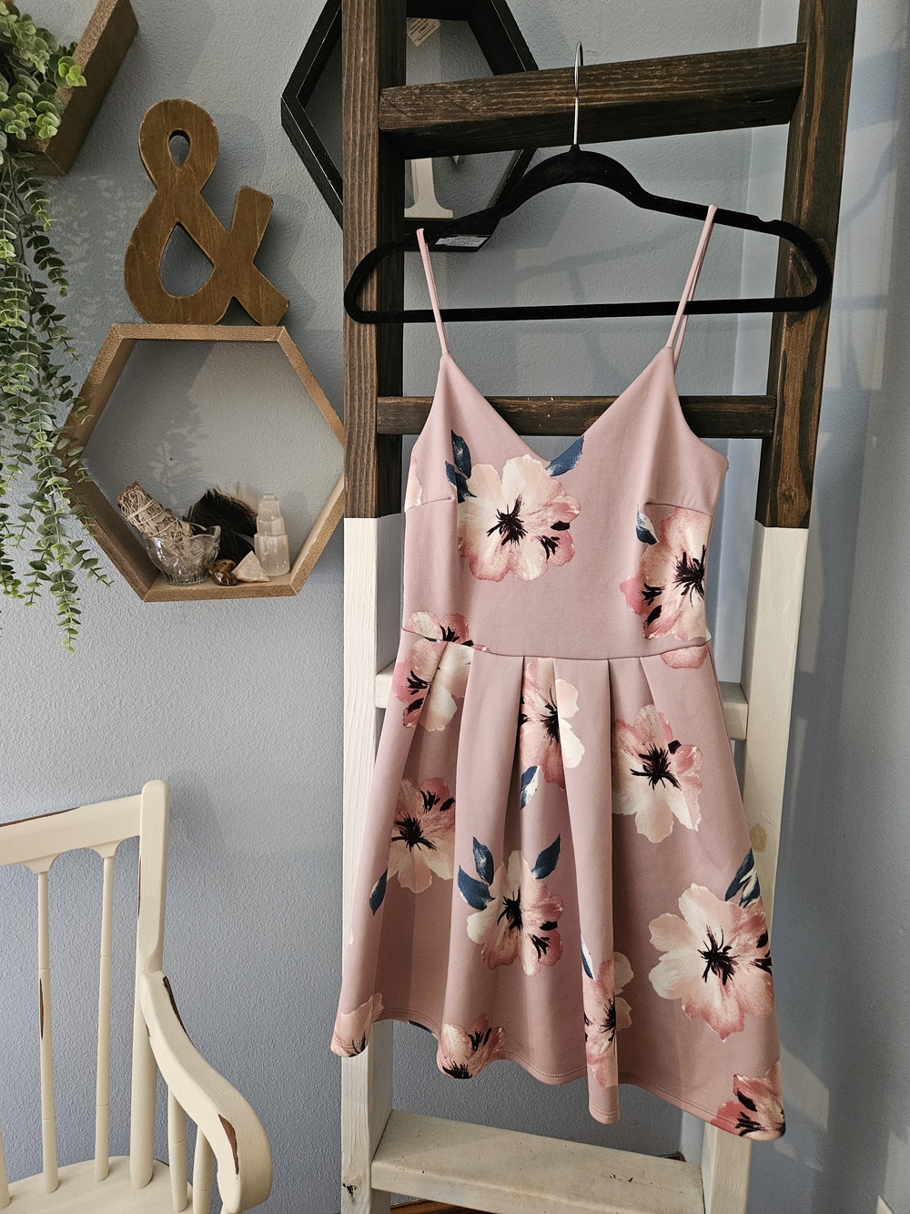 Soprano Pink Floral Midi Dress- XS